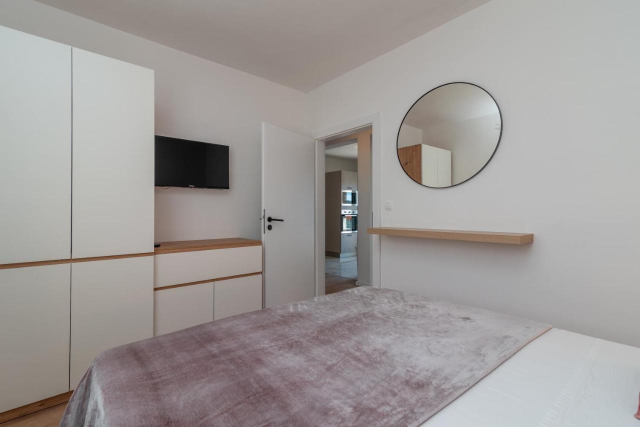 Villa Eight By Villa Kuzmanic Traù Esterno foto